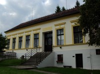 Lysá nad Labem, Evangelický sbor - škola