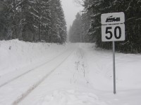 Sněhovou peřinou míří koleje k bavorské hranici