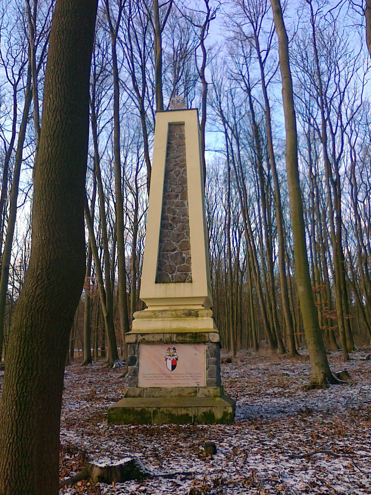 Obelisk u Milešova. Drobné památky Turistika.cz
