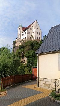 Na balkón Saského Švýcarska a hrad Hohnstein.