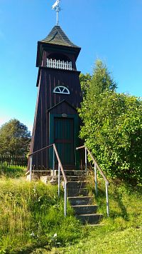 Dřevěná zvonice v Gottgetreu.