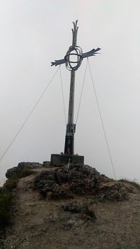 kříž nad lanovkou