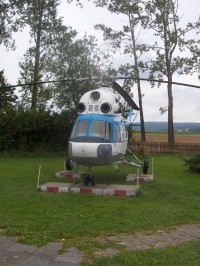 vrtulník Mi-2 