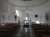 moderní interiér kaple