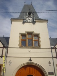 Pavlovice u Přerova - věž zámku