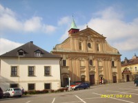 Letohrad - náměstí s kostelem