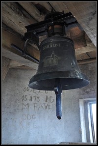 zvon ve věži
