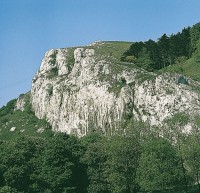 skalní masív nedaleko Devína