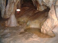 jeskyně NA POMEZÍ