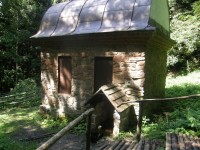 Hušák-Malá Haná,studánka pod vrcholem