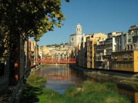 Toulky Gironou - městem barev a romantických zákoutí