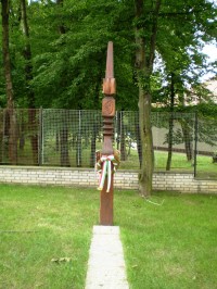 Telnice - dřevěný pomník