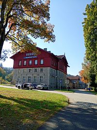 Alžbětín - Debrník - Pod Polomem - V zátočině - Jezero Laka - Hůrka - Nová Hůrka
