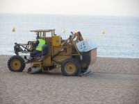 čistění pláže