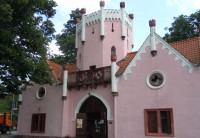 Vlašim - restaurace v Domašínské bráně