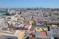 Cádiz - pohled na město vzadu přístav