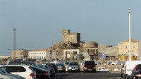 Tarifa - parkoviště s Castillo de Santa Catalina