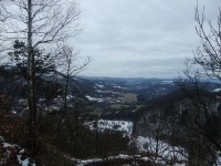 Pohled do údolí řeky Ohře