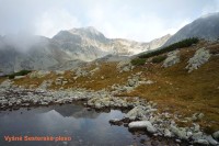 Vyšné Sesterské pleso ve Velké Studené dolině.