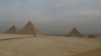 Chefrenova pyramida - pohled na celý areál