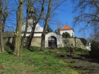 23 Lobeč, kostel a hřbitov