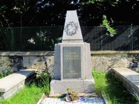 12 Památník obětem válek - Buková