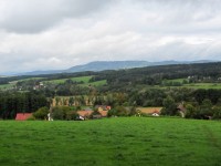 20 Panorama od Trosek, v pozadí Kozákov