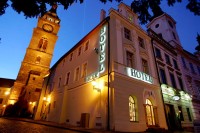 Hotel Vacek „Pod Věží“