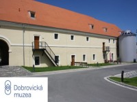 Cyklisté vítáni - Dobrovická muzea, o.p.s
