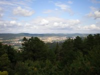 Pohled z Koukolovy hory na S (směr Beroun a Králův Dvůr)