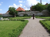 Klášterní zahrada u kapucínského kláštera v Žatci