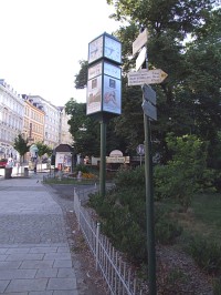 Rozcestník Karlovy Vary - hlavní pošta