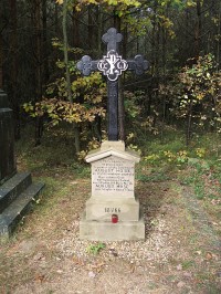 Kříž připomíná událost z roku 1866