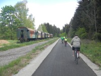 Vlaky dohlíží na naši cyklojízdu
