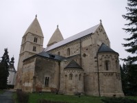 Opatský kostel Ják