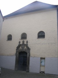 Stará synagoga s portálem