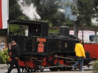 Parní lokomotiva na nádraží v Jenbach, Tyrolsko