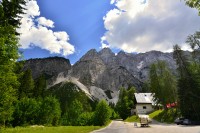 Slovinsko - Julské Alpy: cesta přes sedlo Vršič (Koča na Gozdu)