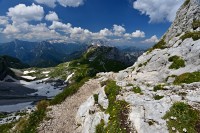 Slovinsko - Julské Alpy: stezka na Mangart pod Travnikem