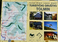 Slovinsko - Julské Alpy: infotabule v Ljubinji