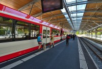 Švýcarsko - Walliské Alpy: Täsch - vlakové nádraží