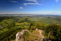 Slovensko - Strážovské vrchy: výhled z Vápeče směrem k Moravě