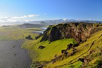 Island: pohled z mysu Dyrhólaey