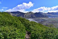 Island: Skaftafell - stezka v horách přes březový les