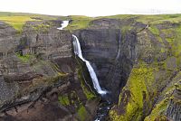 Island: vodopád Gránni vedle Haifossu