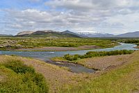 Island: krajina kolem silnice č. 550 k ledovci Langjökull
