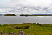 Island: jezero Mývatn - pseudokrátery Skútustaðagígar
