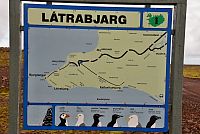 Island: Západní fjordy - mys Látrabjarg - informační tabule