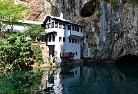 Bosna a Hercegovina: Blagaj - vývěr řeky Buny a dervišský klášter