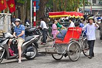Severní Vietnam: Hanoj - rikša